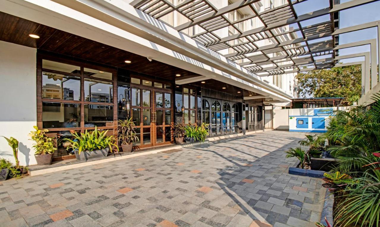 Hotel Treebo Premium Median Nagpur