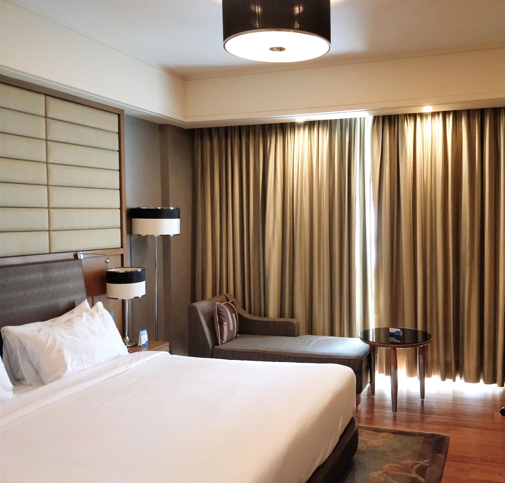 Hotel Radisson Blu Hotel, 5*