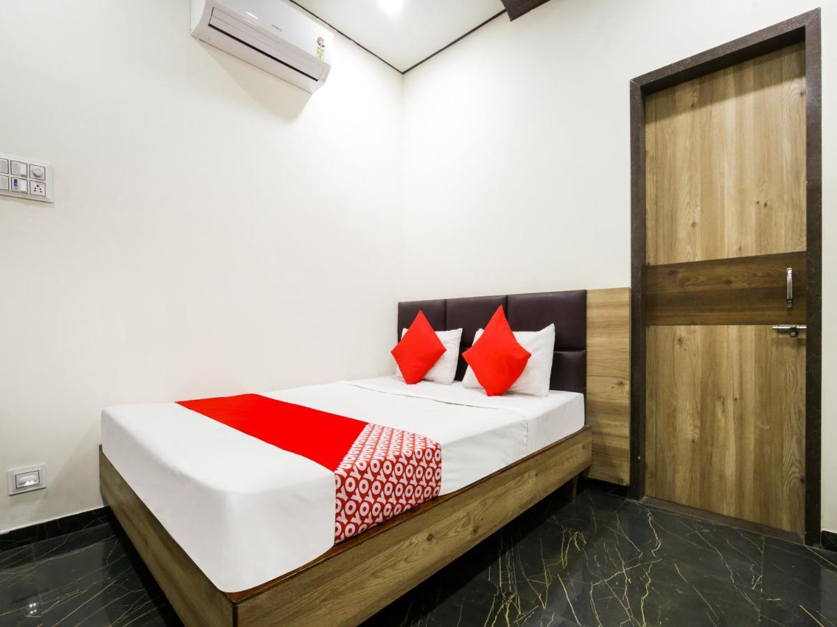Oyo Flagship 69701 Hotel Vedanta Inn 3*