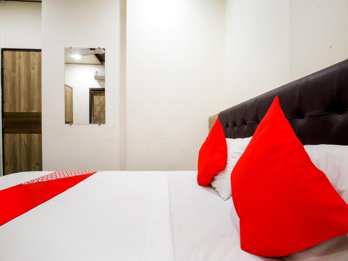 Oyo Flagship 69701 Hotel Vedanta Inn 3*