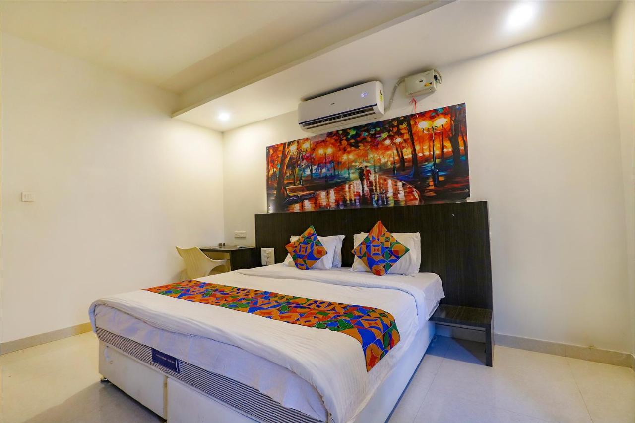 Fabhotel Coral