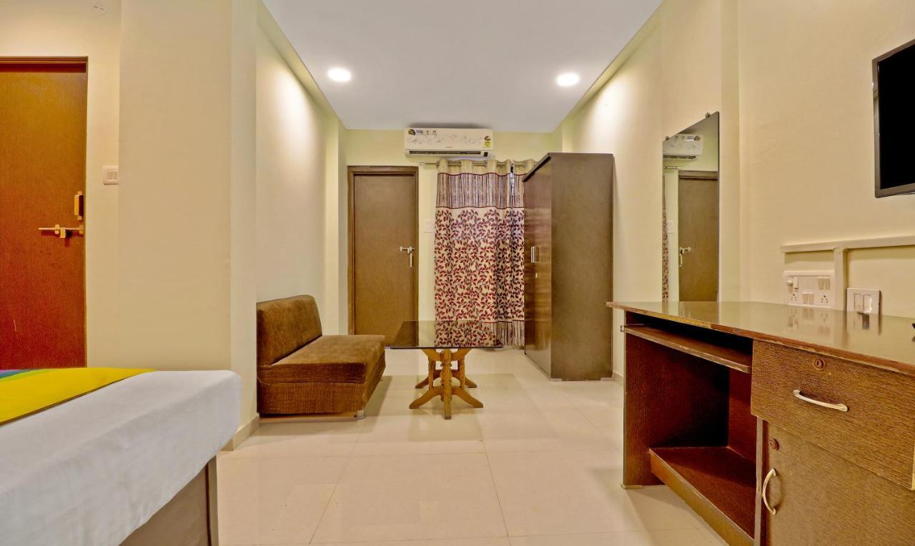 Hotel Itsy Carnival Nagpur