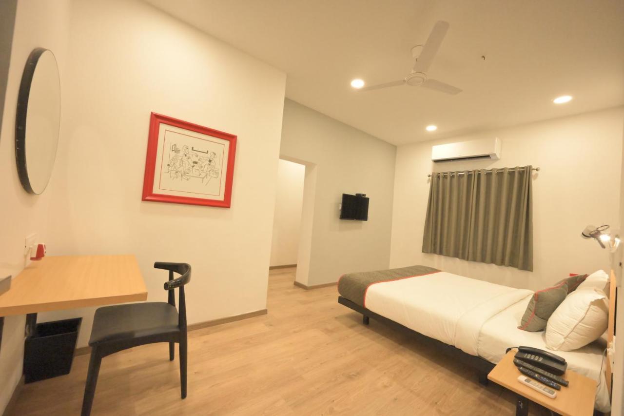 Signature Hotel