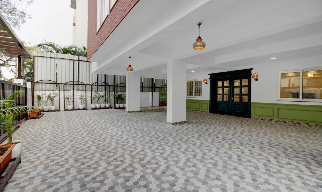 Hotel Treebo Chandraprasth Residency