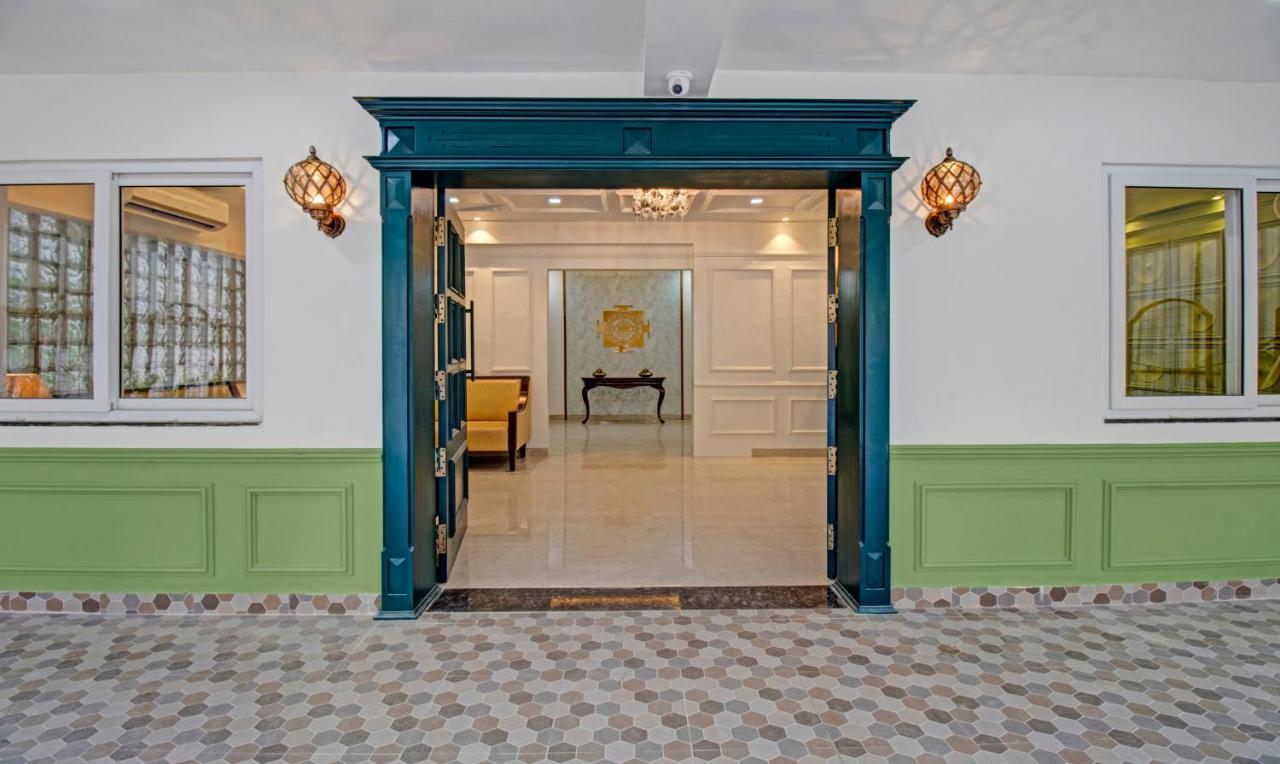 Treebo Chandraprasth Residency 3*