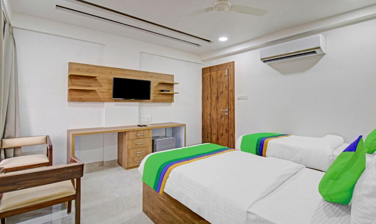 Treebo Chandraprasth Residency Hotel 3*