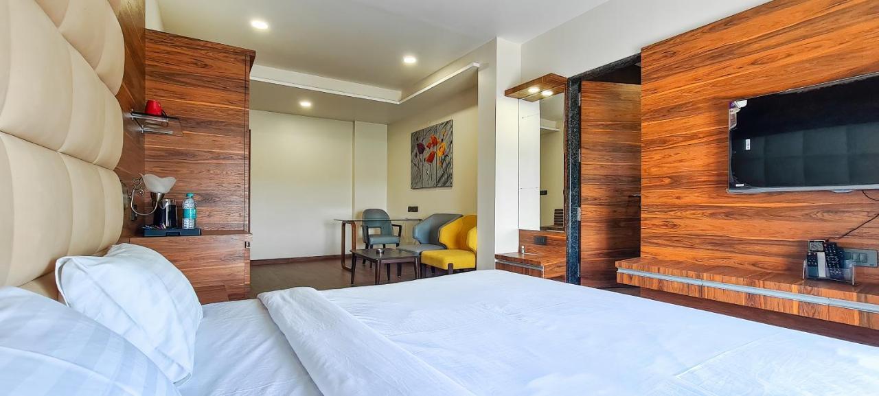 Royal Cliff & Hotel Nagpur