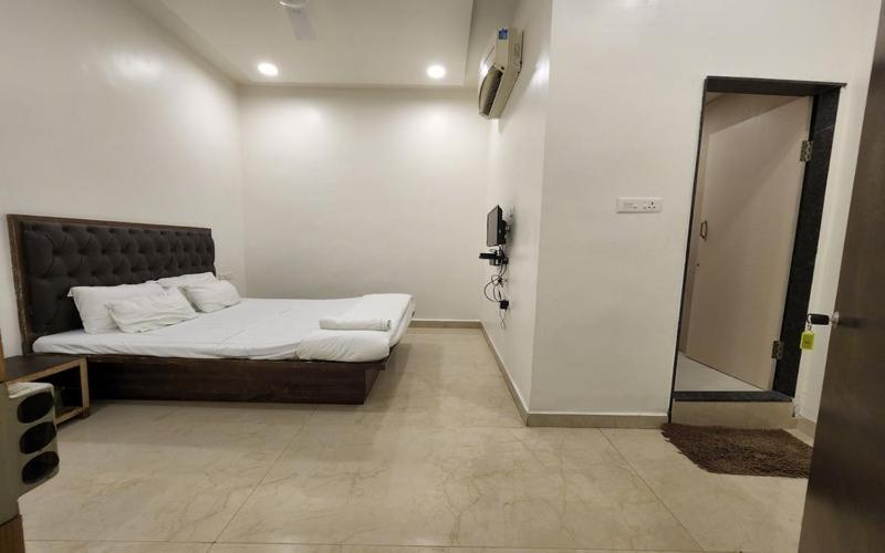 Golden Leaf Banquet Hotel Nagpur