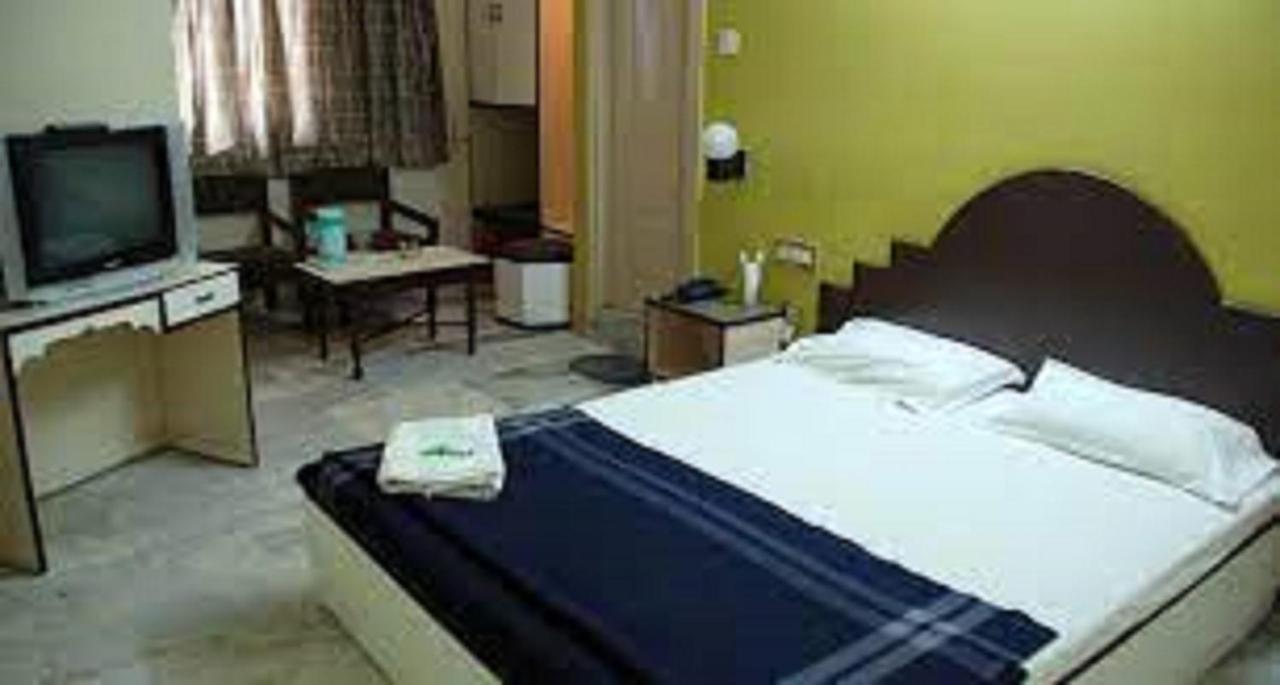 Sukhakarta, 4* Nagpur