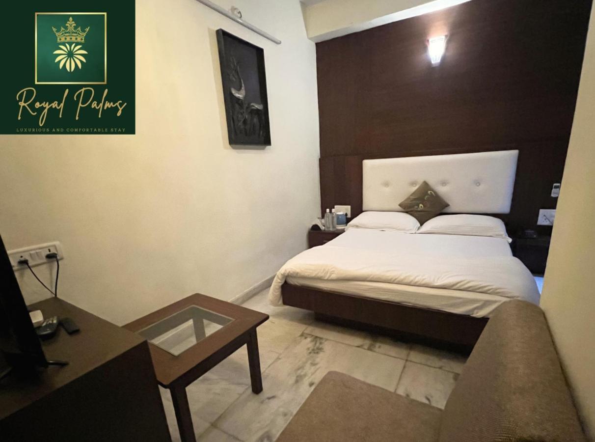 Royal Palms Luxury Service Nagpur