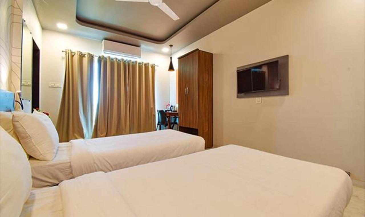 Fabhotel Manomay Homes - Nr Manish Nagar