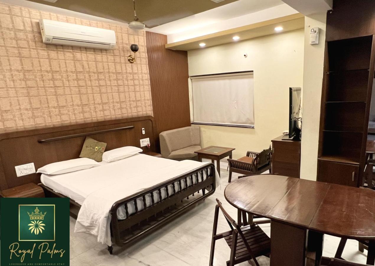 Royal Palms Luxury Service 3* Nagpur