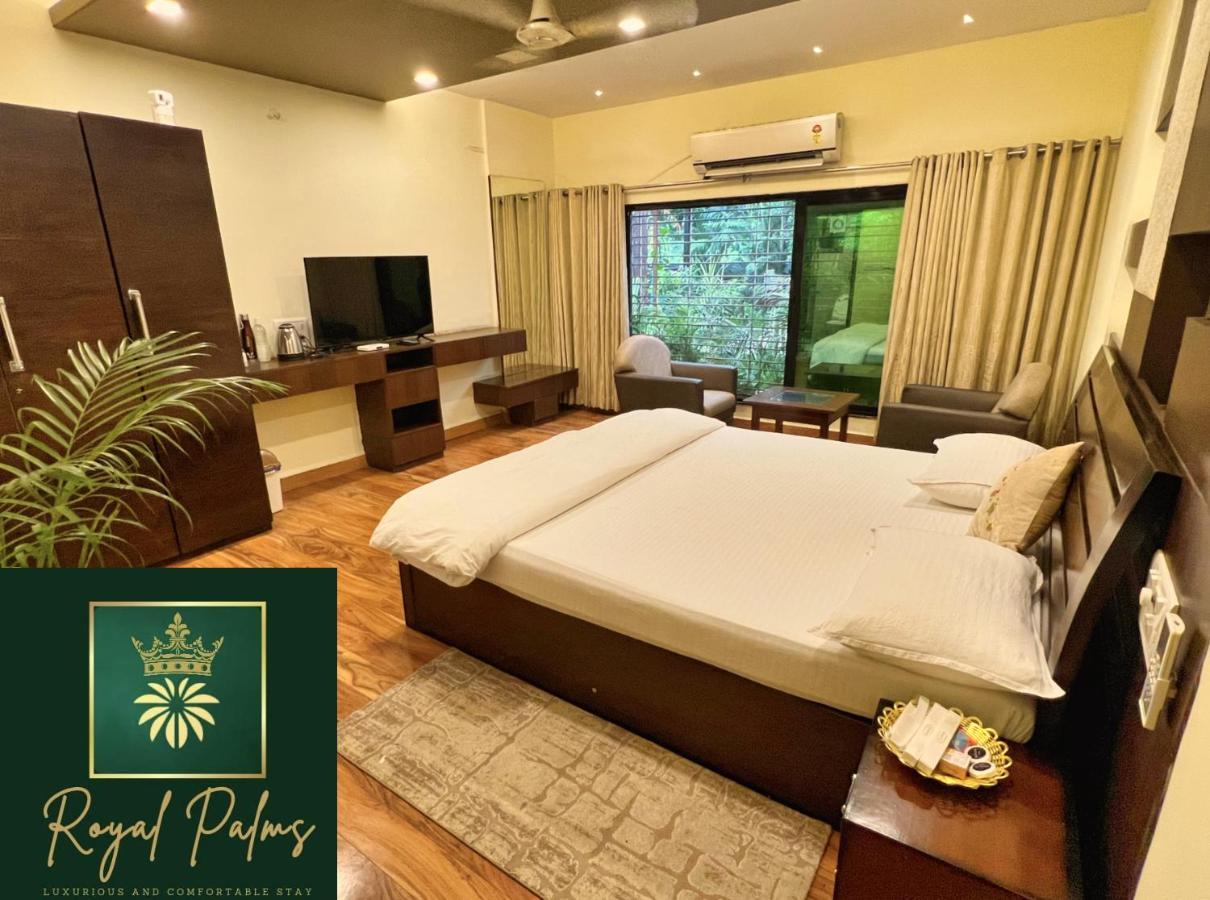 Royal Palms Luxury Service
