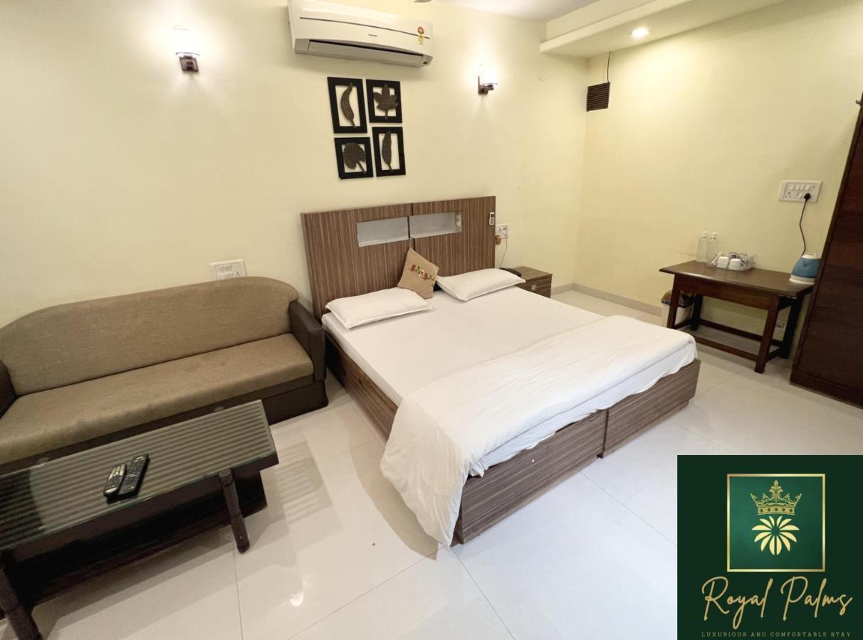 Royal Palms Luxury Service Hotel Nagpur