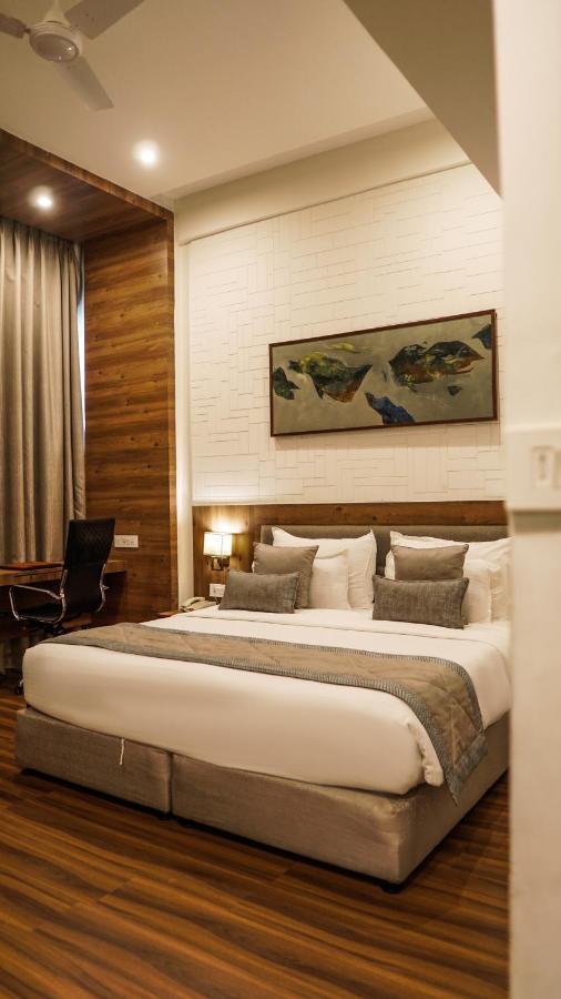 Centre Point Hotel