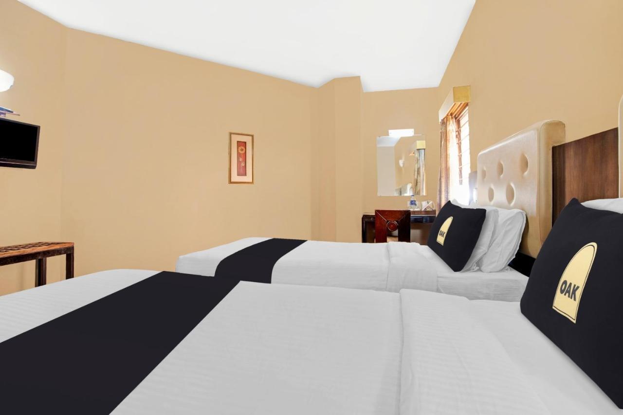 Townhouse Oak Pal Palace Hotel Nagpur