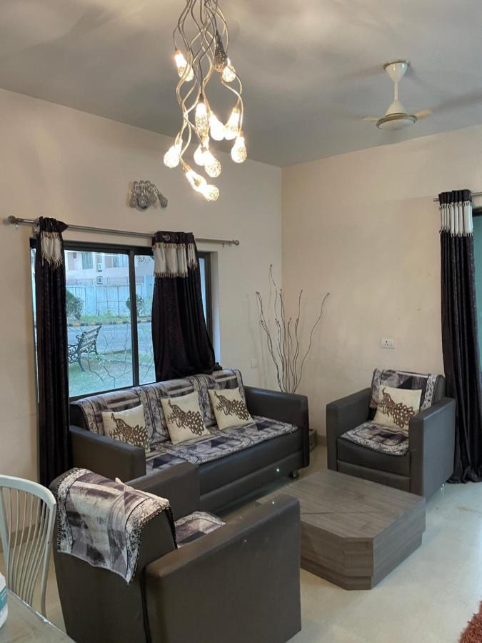 Homestay Samruddhi Farms S1 Near Mihan *