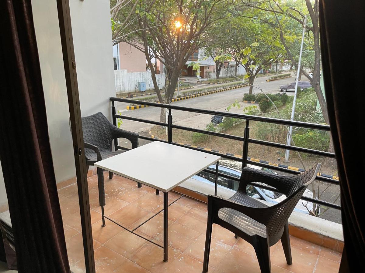 Samruddhi Farms S1 Near Mihan Homestay