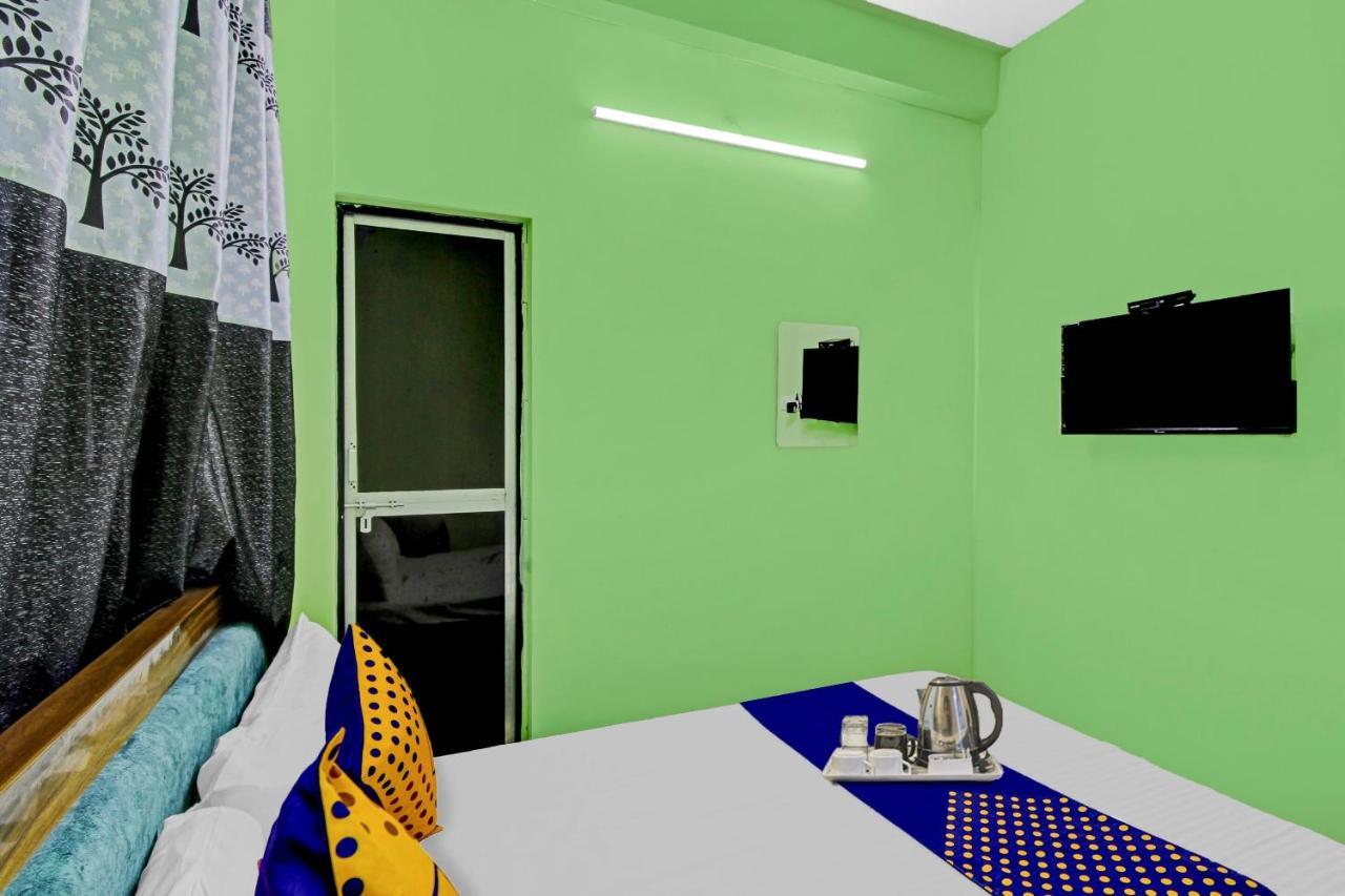 Oyo Vrindavan Hotel Nagpur