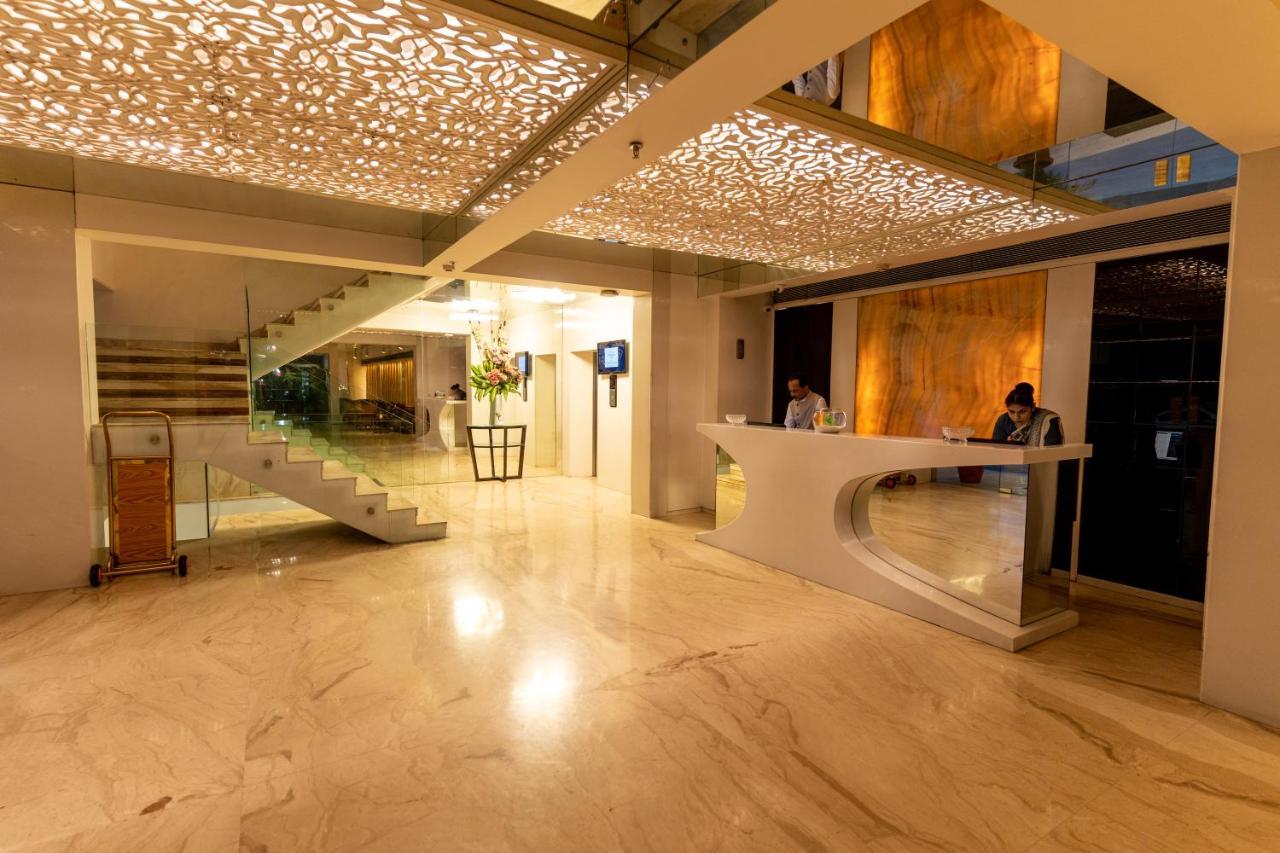 Hardeo Hotel