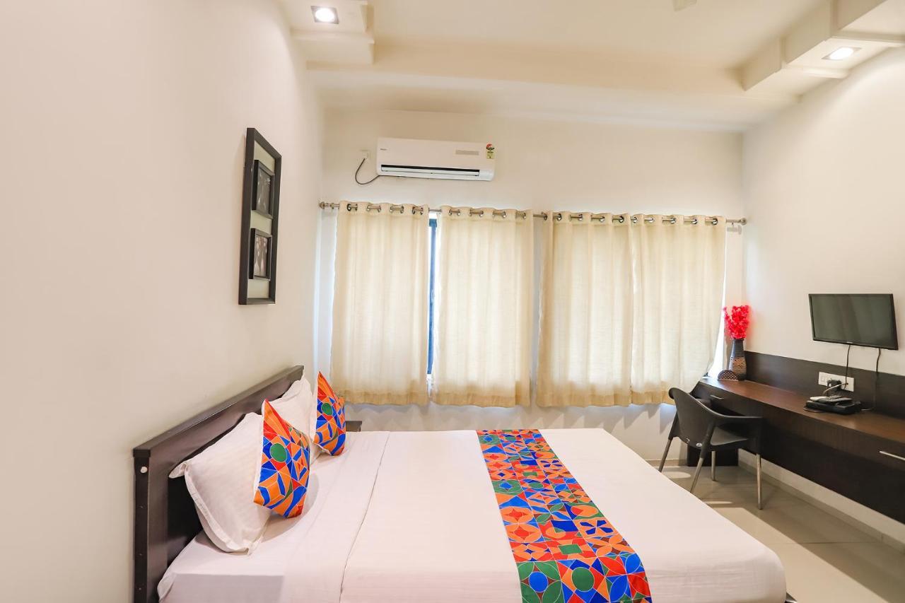 Hotel Fabhotel Archanil Apartment - Sitanagar Cricket Ground