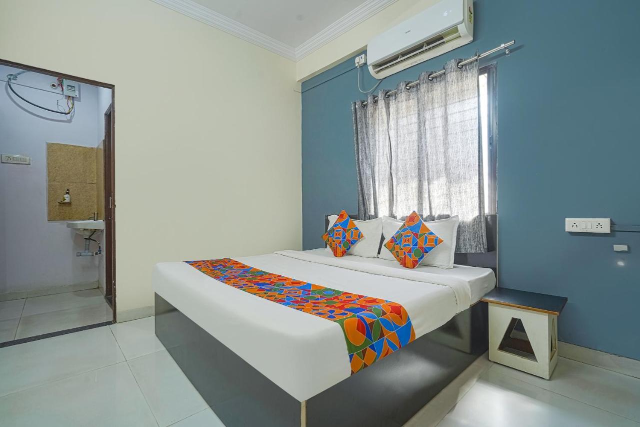 Hotel Fabexpress Shraddha 3*