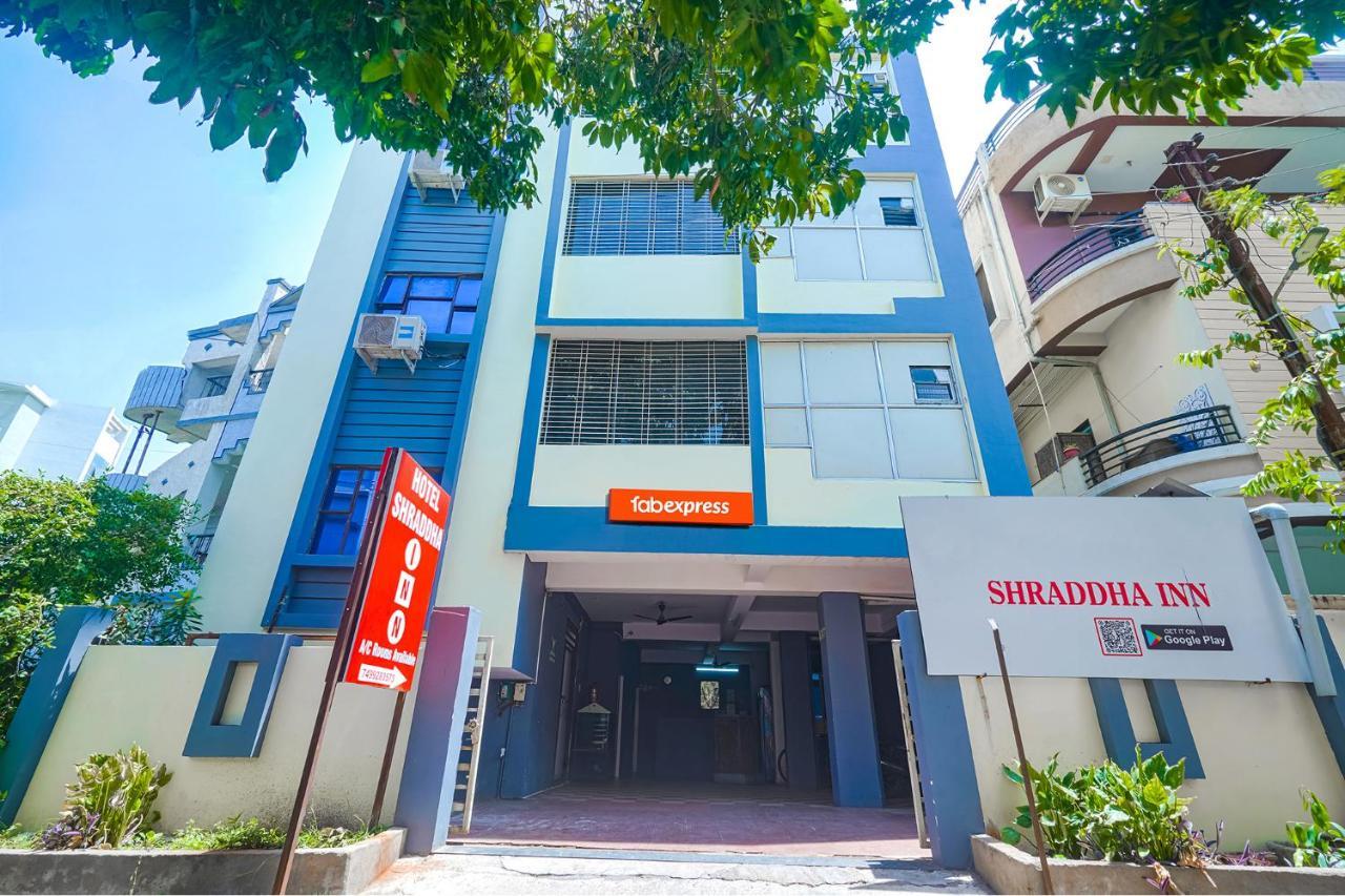 Fabexpress Shraddha Hotel