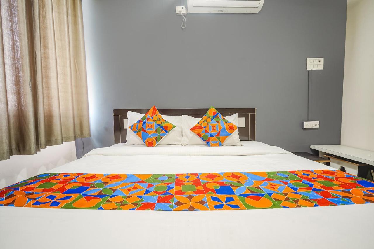 Hotel Fabexpress Shraddha 3*