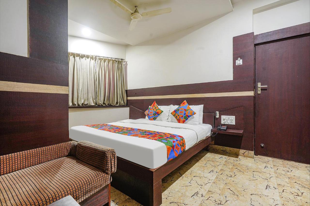 Hotel Fabhotel Shravan - Nr Eternity Mall