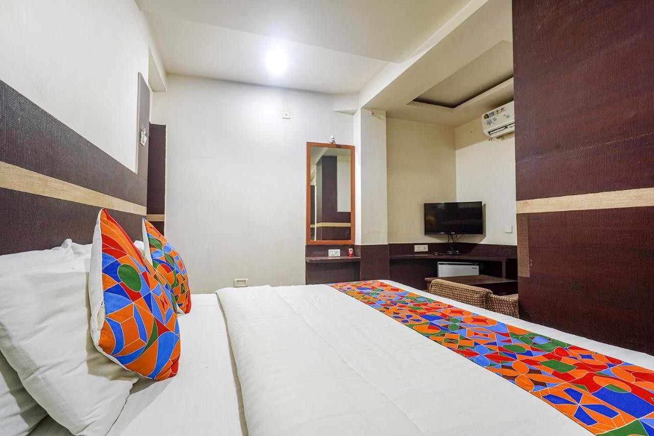 Hotel Fabhotel Shravan - Nr Eternity Mall 3*
