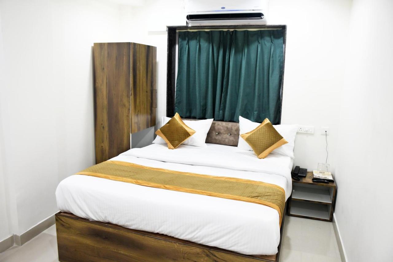 Otel