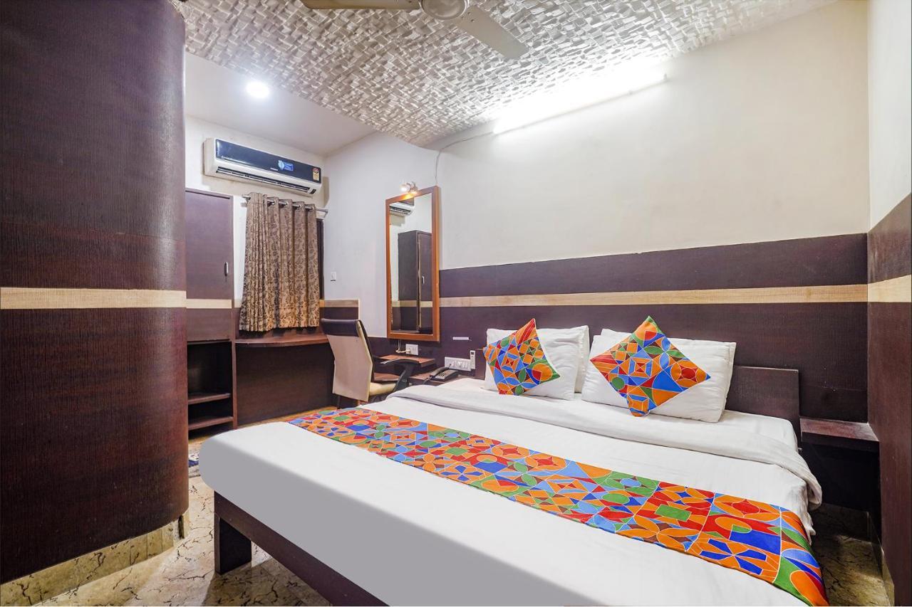 Hotel Fabhotel Shravan - Nr Eternity Mall