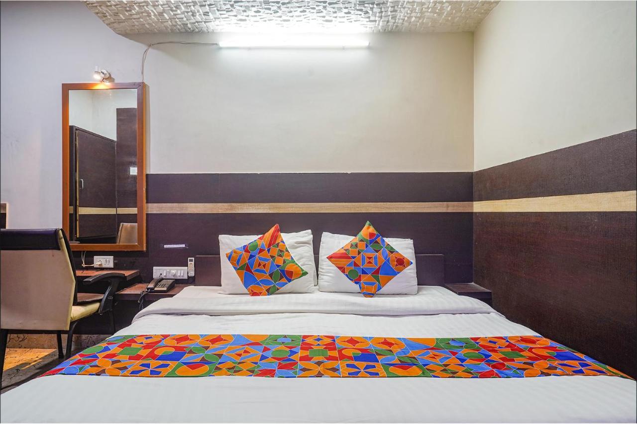 Hotel Fabhotel Shravan - Nr Eternity Mall