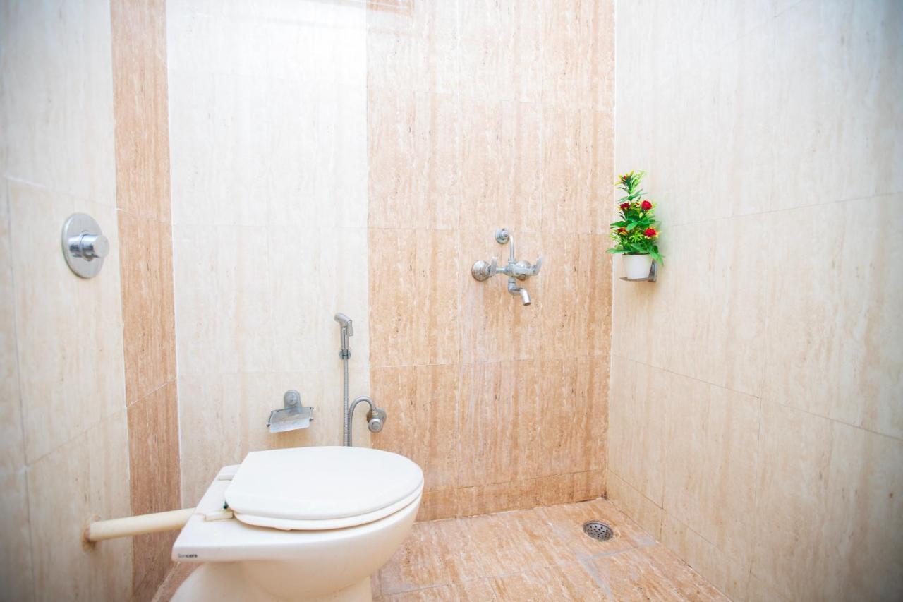 Octave Avenue Palace Hotel 3*