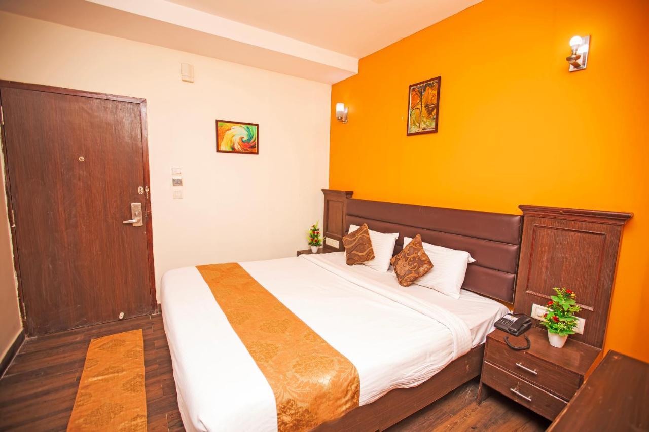 Octave Avenue Palace Hotel