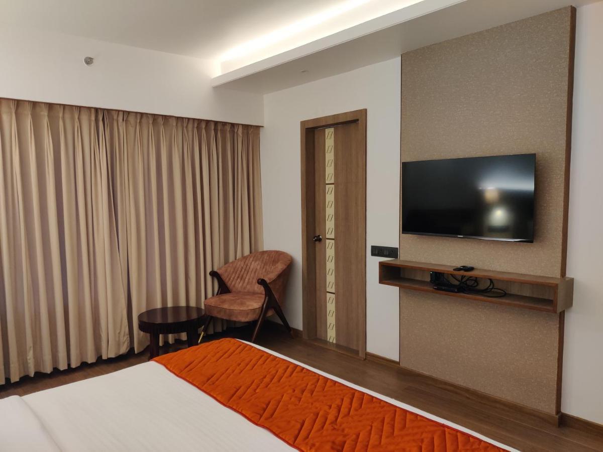 Hotel The Seven Nagpur