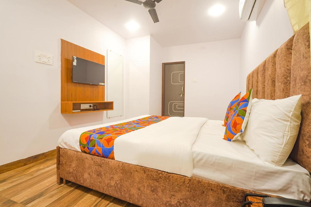 Hotel Fabhotel Midnight 3*