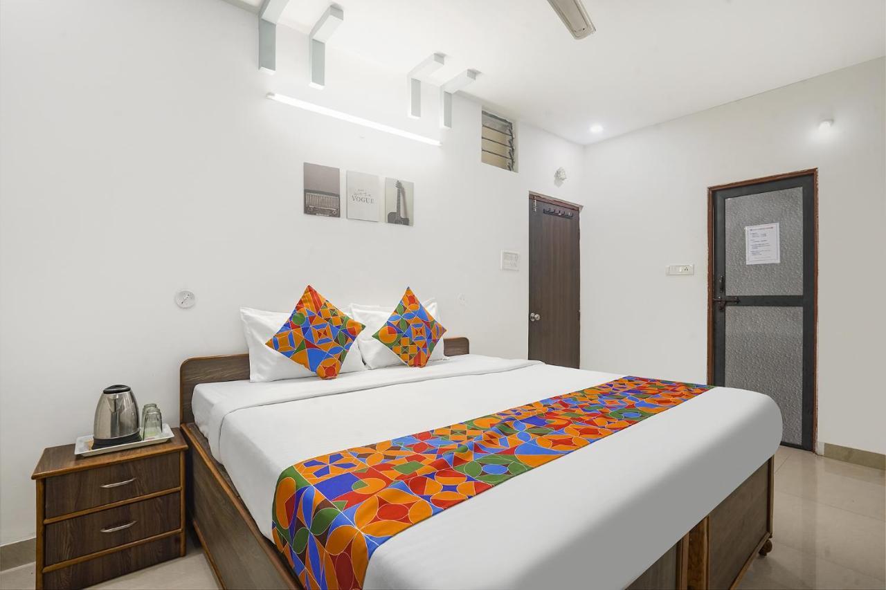 Fabhotel Comfort Hotel