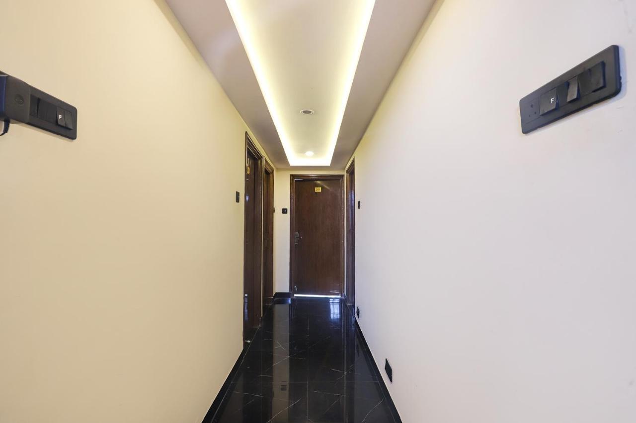 Hotel Fabhotel Golden Mist 3*
