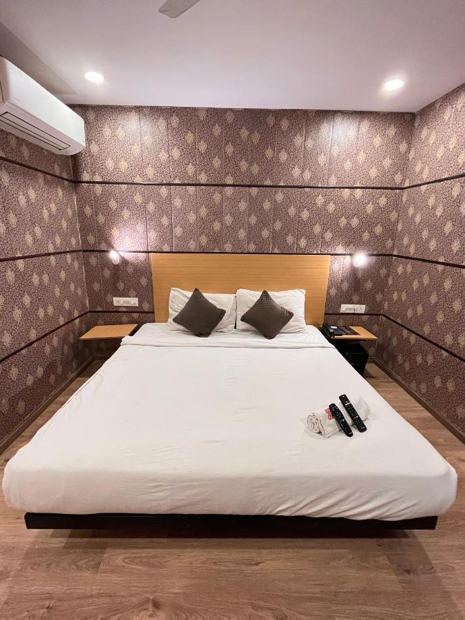 Swagstay Ownhouse 3*