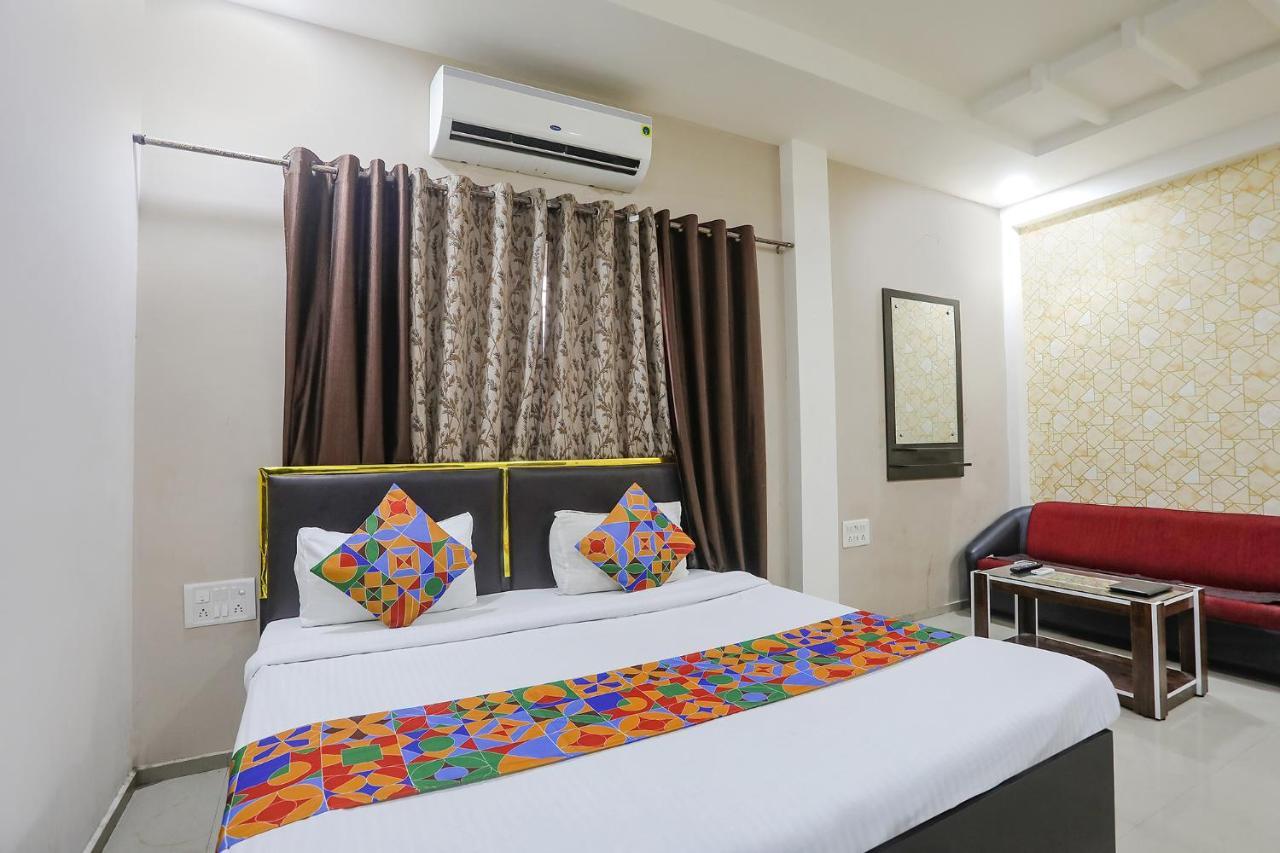 Fabhotel Paradise Hotel 3*