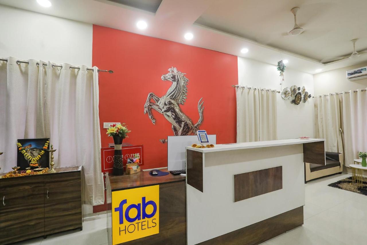 Fabhotel Paradise