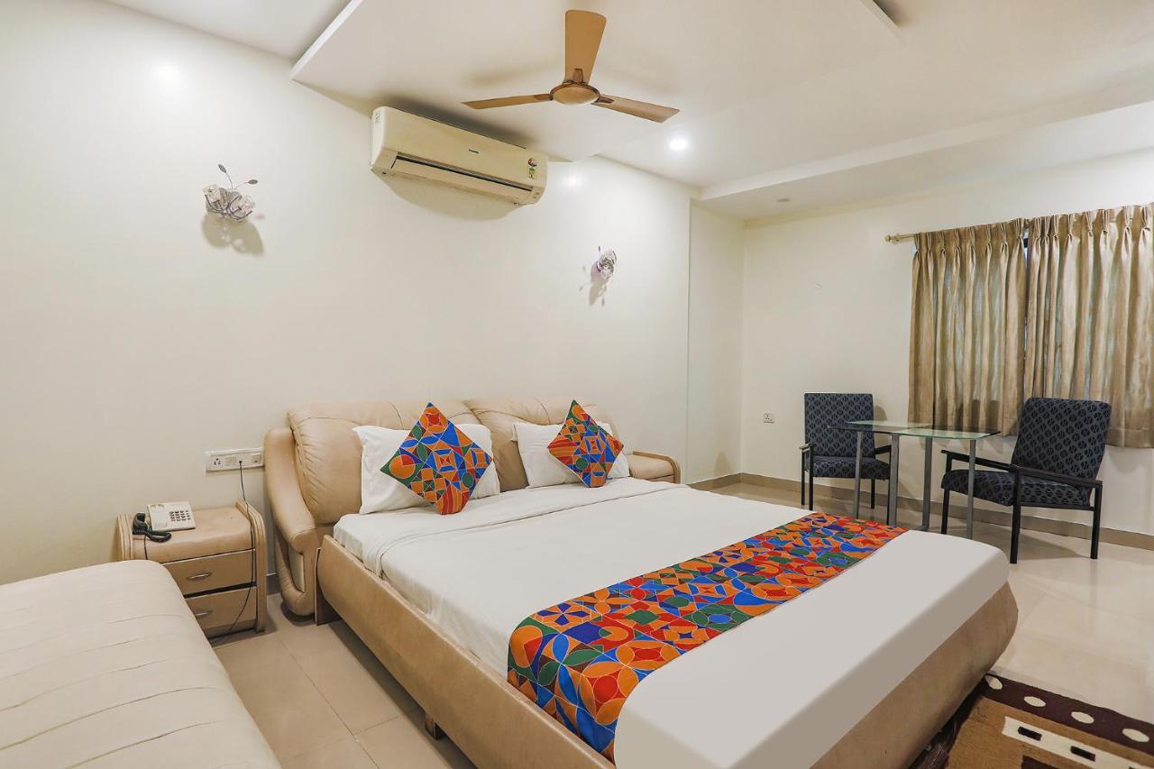 Hotel Fabhotel Star Residency