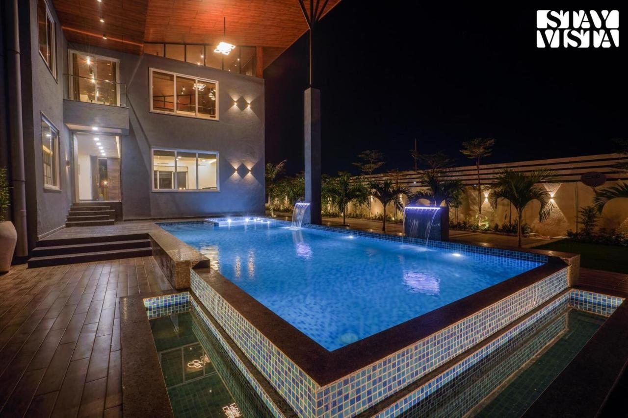 Stayvista At Imperial Gardens Villa