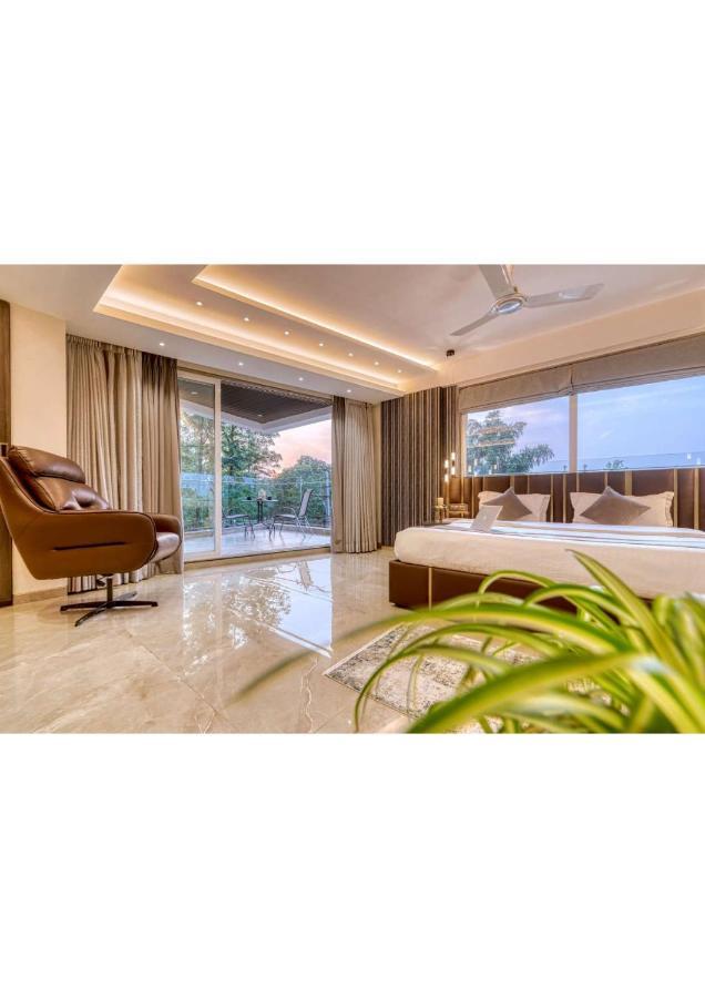 Nemaan Villa *