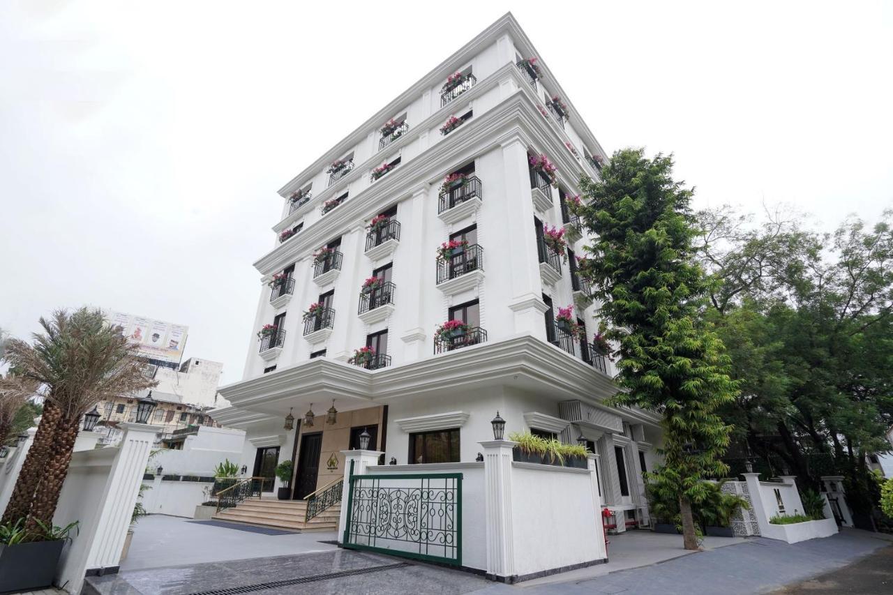 Hotel M2 Square By Monday Premium
