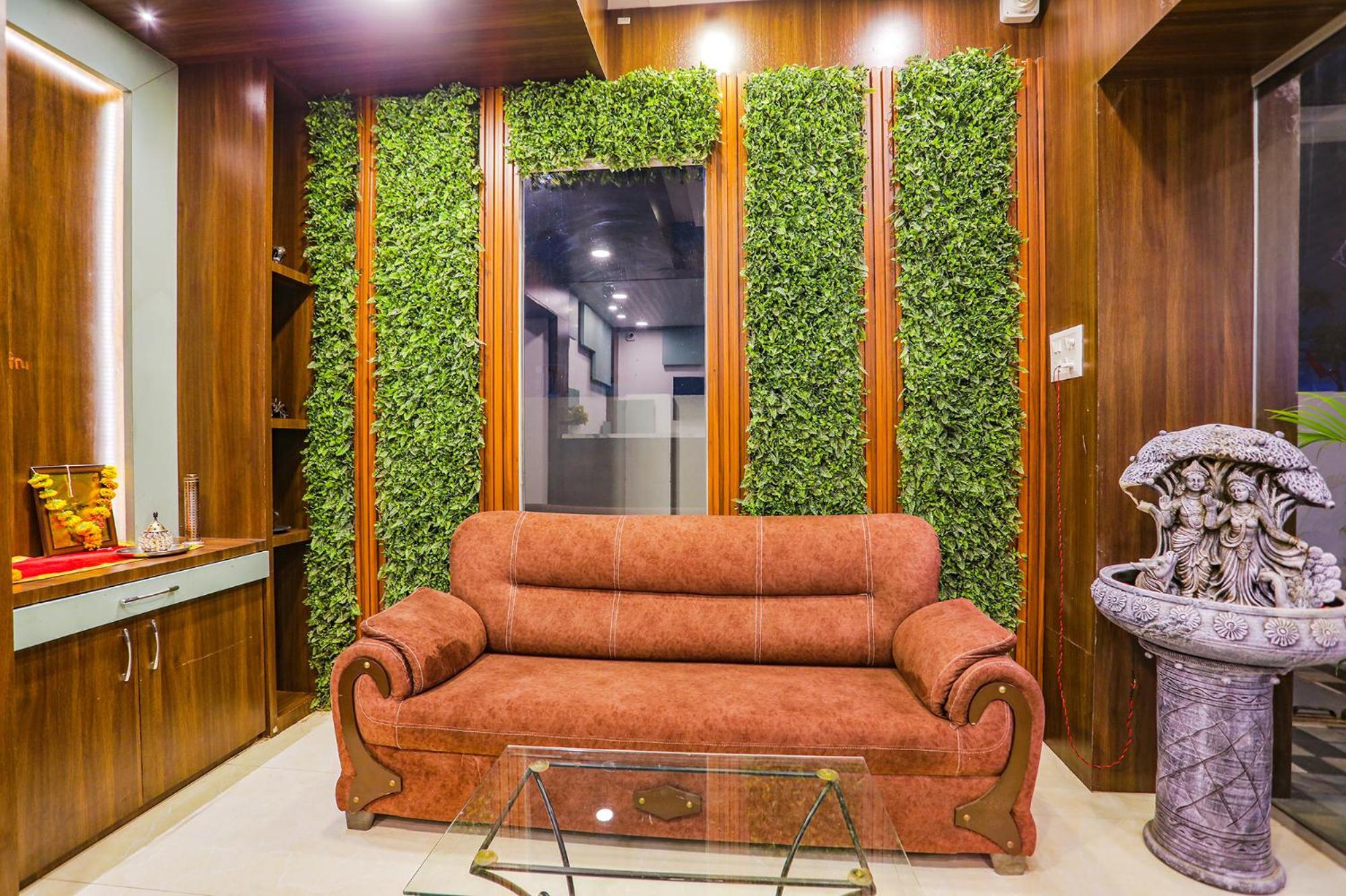 Hotel Fabhotel Royal - Beltarodi 3*