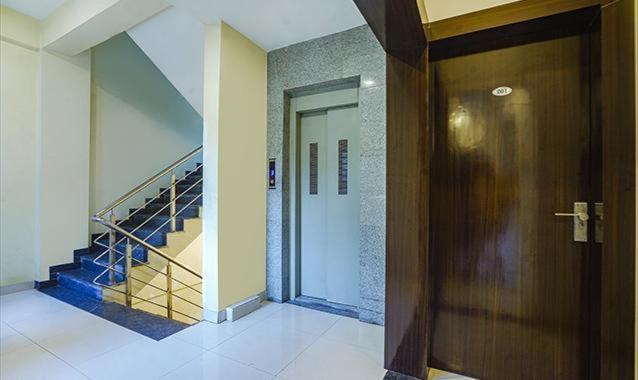 Jk 126 Parashar Legacy - Opp Railway Station