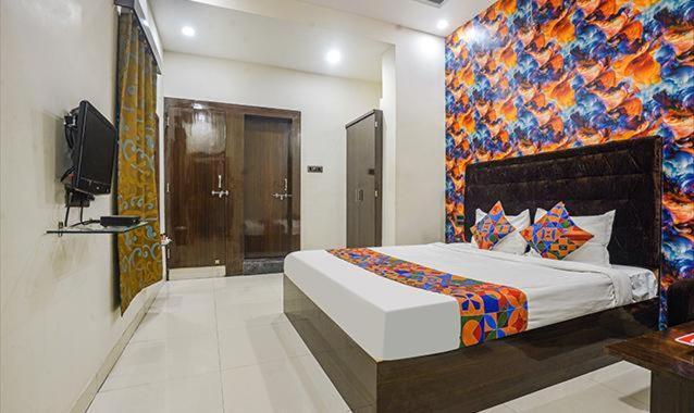 The Jk - Opp Railway Station, Civil Lines, Sadar, 2*