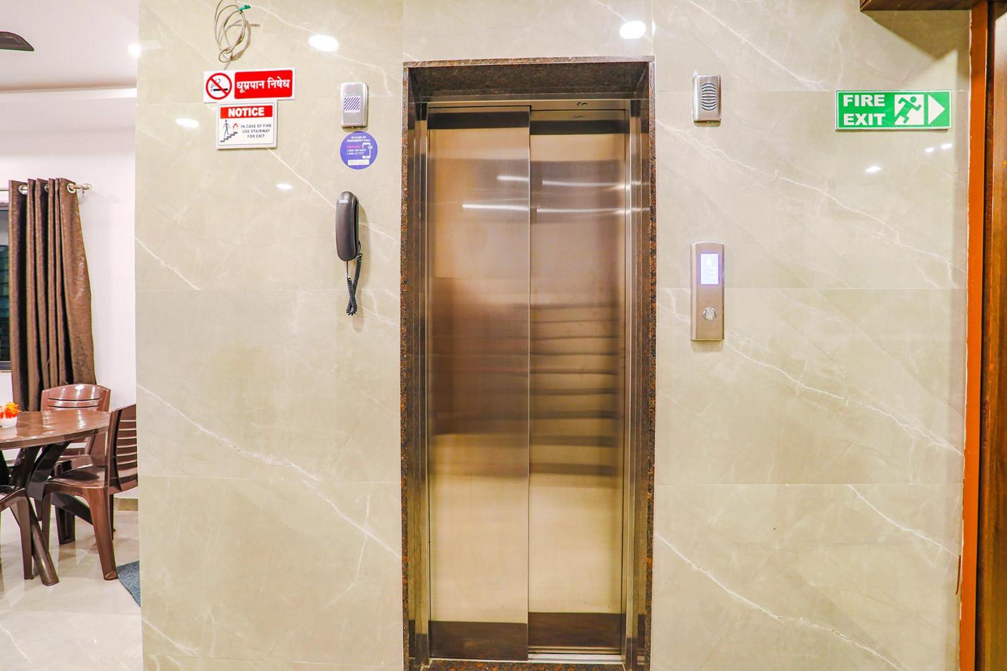 Fabhotel Royal - Beltarodi 3* Nagpur
